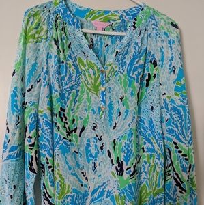 Lilly Pulitzer Elsa top lets cha cha holy grail